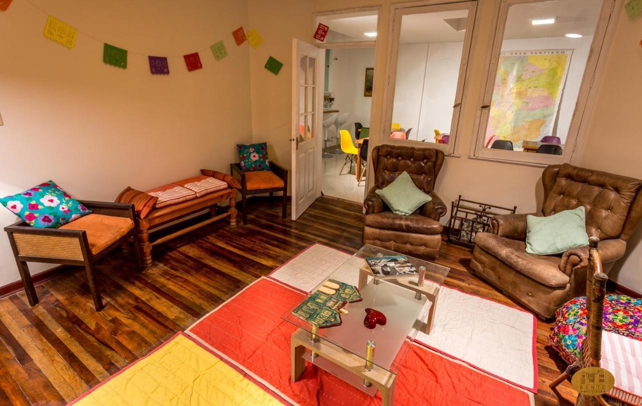 Bento Hostel (Adults Only) Santiago Exterior foto